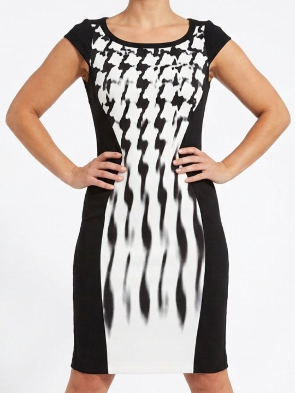 Karen Millen Black and White Faded Houndstooth Sheath Dress Women's Size 10